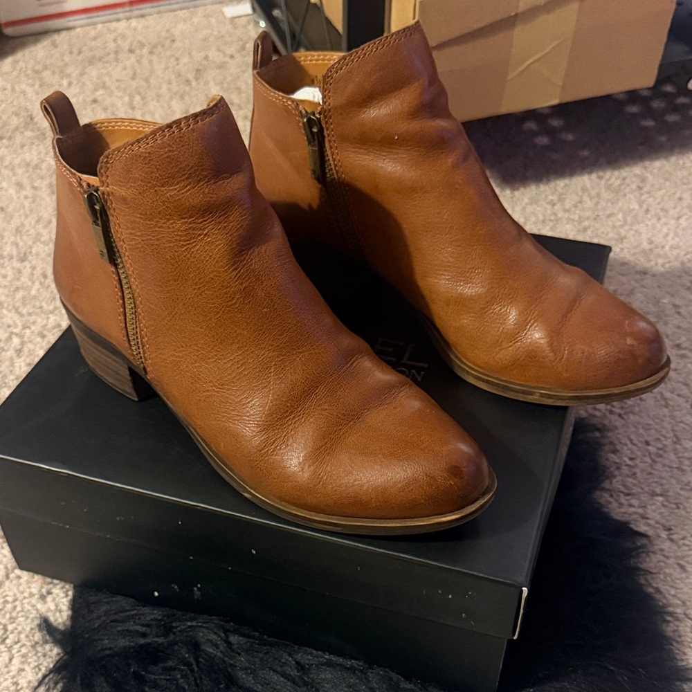 Lucky Brand Basel Tan Leather Ankle Booties with Side Zip